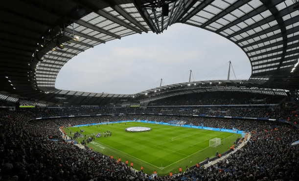 图片报：因两名前锋状态差，多特考虑冬窗签维罗纳前锋焦瓦内（图片报称多特因两锋低迷，计划冬窗追维罗纳前锋焦瓦内）