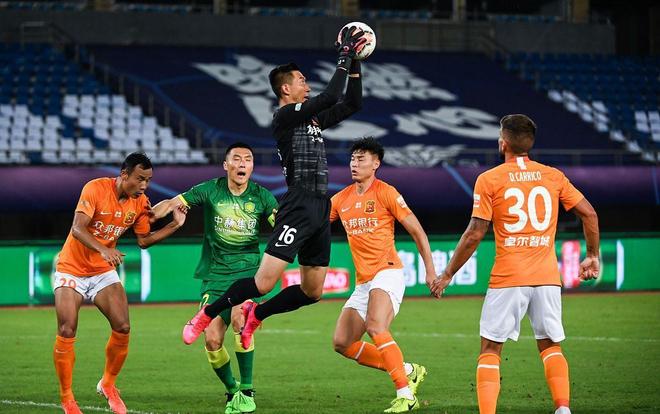 每体：拉法-米尔已被列入西班牙初步名单，但正式入选有困难（每体：拉法·米尔进入西班牙初选名单，最终入选难度较大）