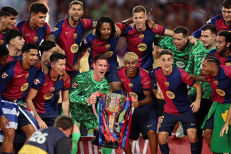 沪媒：莱昂纳多很可能因伤缺战柔佛，加布里埃尔也大概率缺席（沪媒：莱昂纳多或因伤缺阵对阵柔佛，加布里埃尔也大概率无缘）