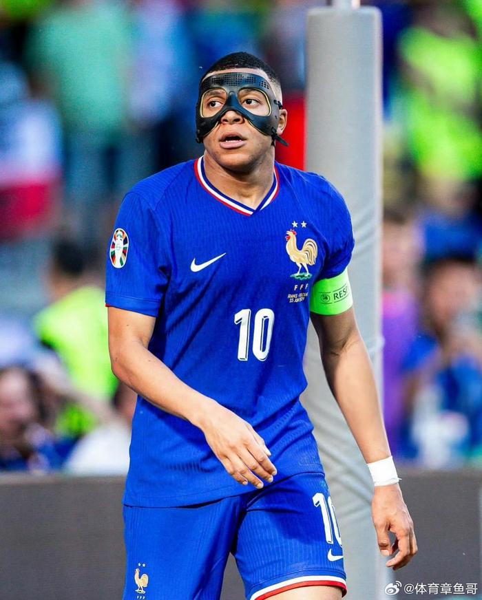 刘若钒：给自己的赛季表现打及格分；穆斯卡特提高了我的自信（刘若钒自评赛季仅及格，称穆斯卡特让他更自信）