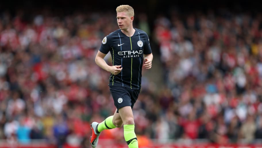 【壁纸】——梅西&哈维，巴萨时光（壁纸：梅西与哈维的巴萨岁月）