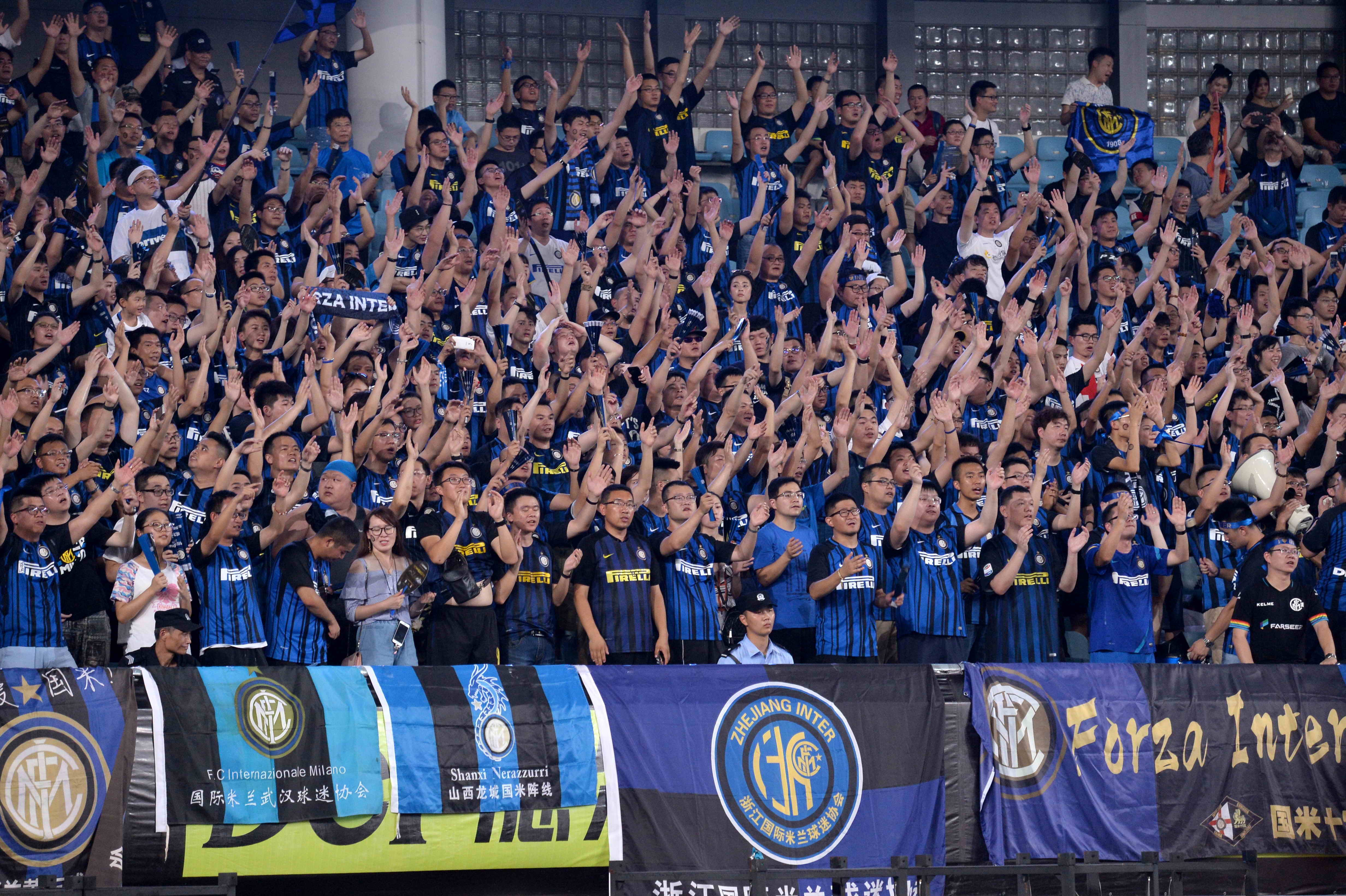 首尔外援后卫亚赞：能够限制住费利佩并不是我一个人的功劳