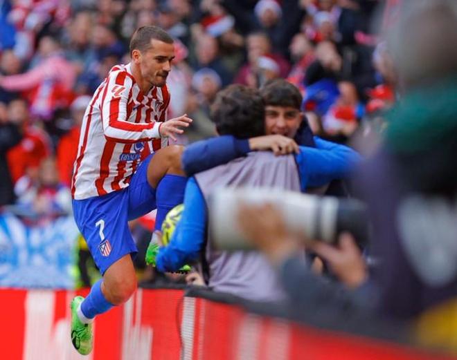 记者：中英青训交流会上对15天7赛进行了反思，会给球员带来风险（记者：中英青训交流会反思“15天7赛”，警示球员风险）