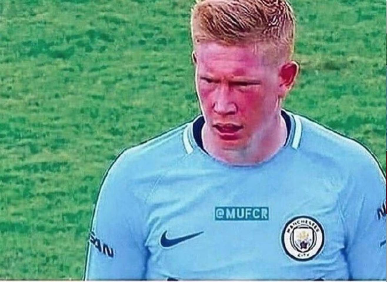 NBA：勇士险胜小牛 库里关键三分救主（NBA：库里献关键三分定胜局 勇士险胜小牛）