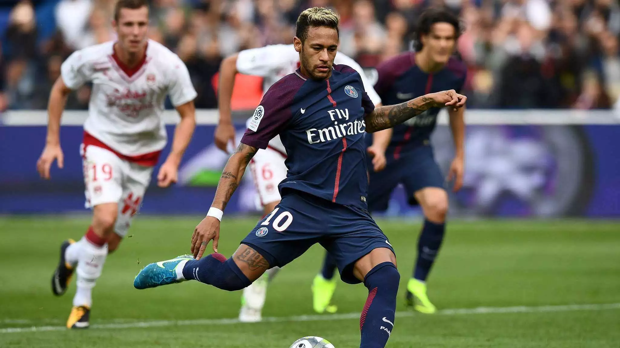 足球世界杯亚洲区最新赛事分析（世界杯亚洲赛区最新赛况解析）