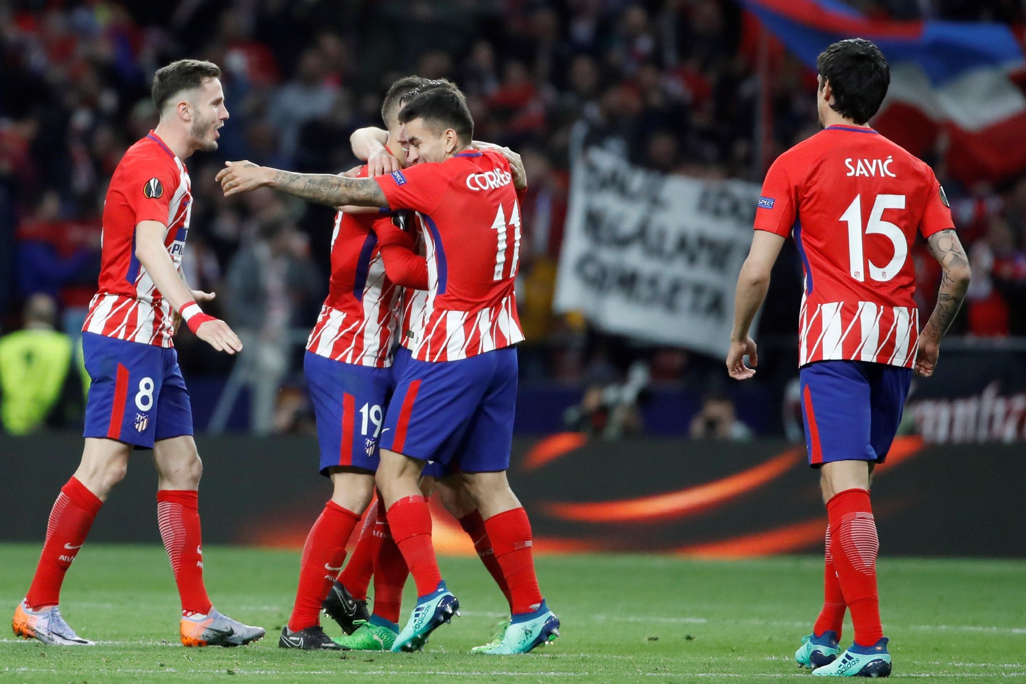 乌迪内斯总监：扎尼奥洛非常努力，下一次意大利队应该征召他（乌迪内斯总监：扎尼奥洛拼劲十足，意大利队下次应将其召入）