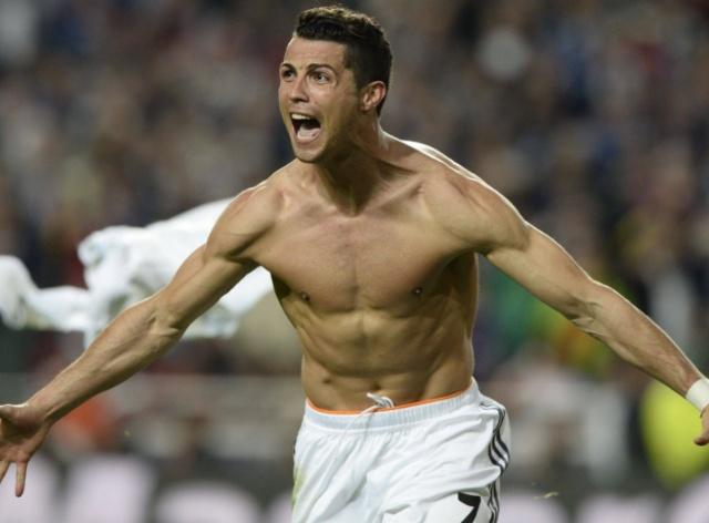 解放者杯决赛前瞻：帕尔梅拉斯进攻最强，弗拉门戈防守最稳固（解放者杯决战前瞻：帕尔梅拉斯火力最猛，弗拉门戈防线最稳）