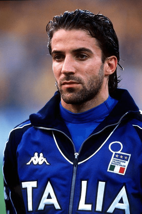 记者：阿隆索国家德比惹恼维尼修斯后，曾让米利唐去找他谈谈