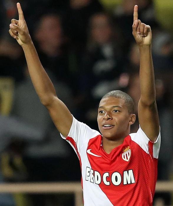 福登英超进球数达到63球，超越62球的贝克汉姆及亚亚·图雷（福登英超生涯进球达63球，超越62球的贝克汉姆与亚亚·图雷）